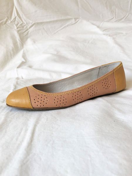 Pilcro for Anthropologie Size 6 Beige Flats