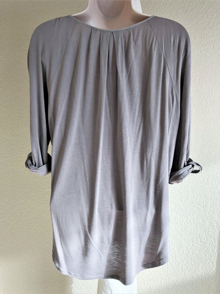 Tiny Anthropologie MEDIUM Gray Top