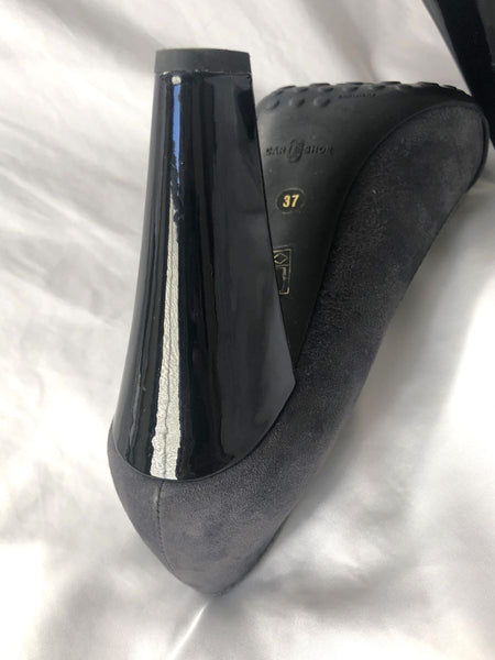 Car Shoe by Prada Size 7 Gray Suede Pumps
