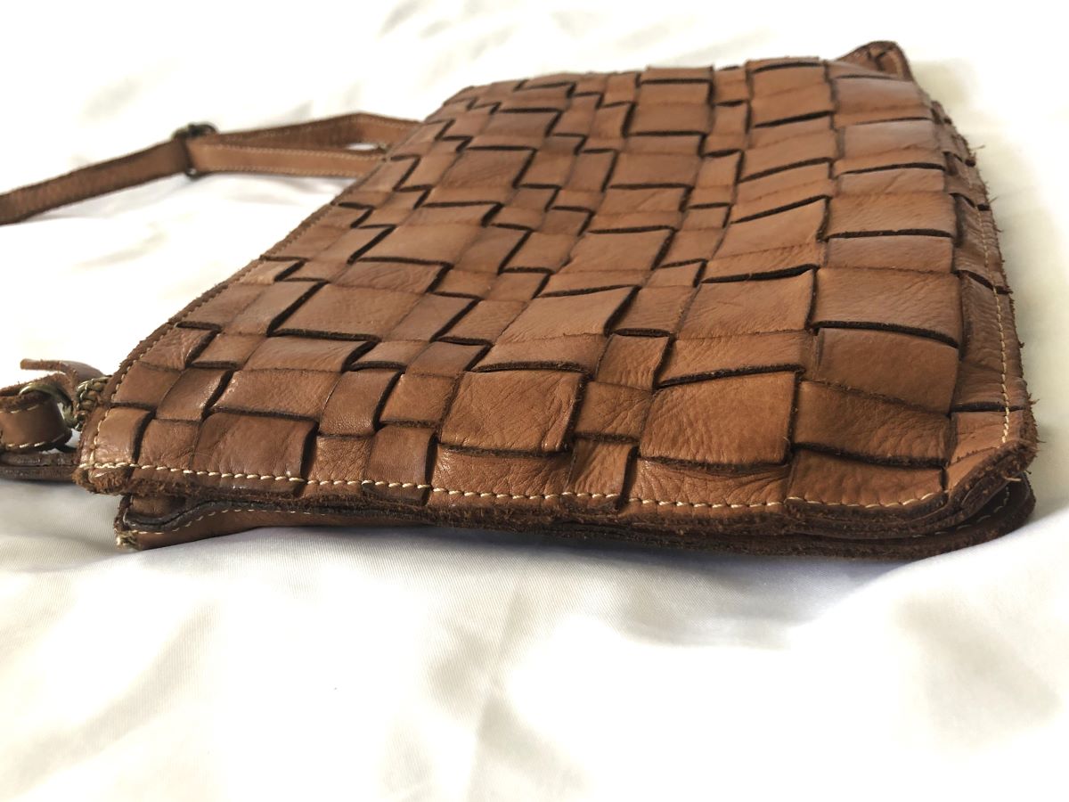 costanza rota errelleventidue leather studded backpack Costanza Rota Tan Woven Leather Cross Body