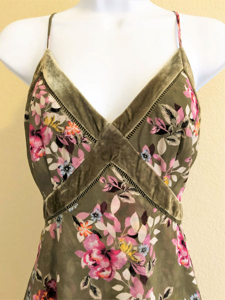 WHBM NEW Size 10 Green Floral Dress