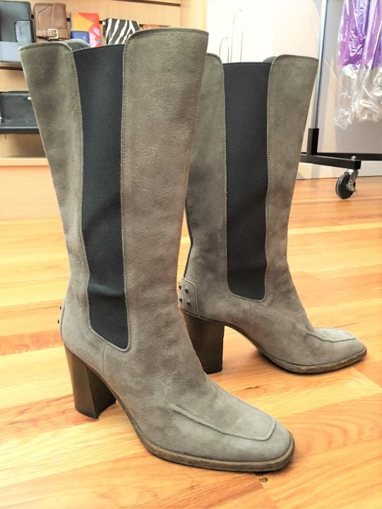 TOD'S Size 7 Olive Gray Suede Boots – FABULUX