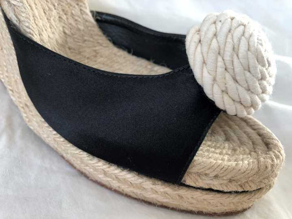 Kate Spade Size 8 Black and Jute Wedges