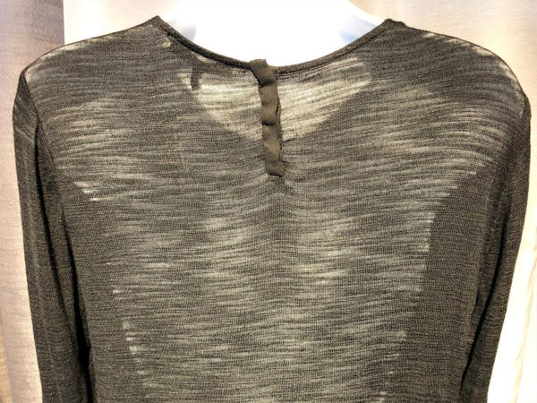 Halston Heritage MEDIUM Black Keyhole Top - CLEARANCE