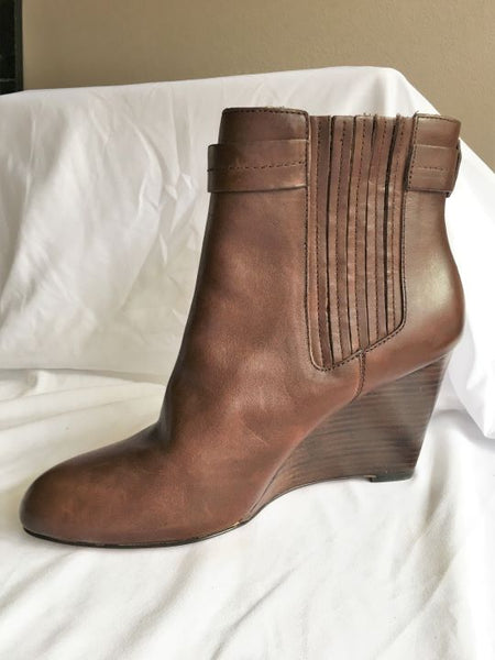 COACH Size 10 Brown Leather Ankle Boots