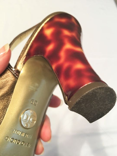 Dolce & Gabanna Authentic Size 8.5 Spuntata Capra Gold Slingbacks