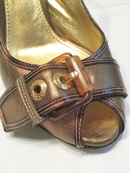Dolce & Gabanna Authentic Size 8.5 Spuntata Capra Gold Slingbacks