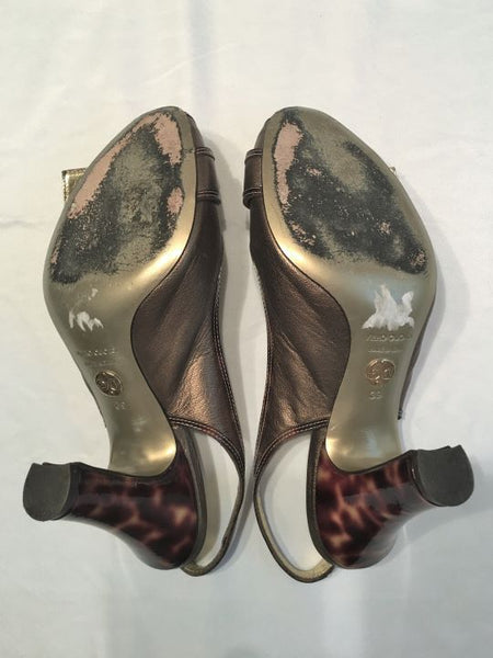 Dolce & Gabanna Authentic Size 8.5 Spuntata Capra Gold Slingbacks