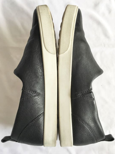 Ecco Size 5 Gillian Black Leather Slip-On