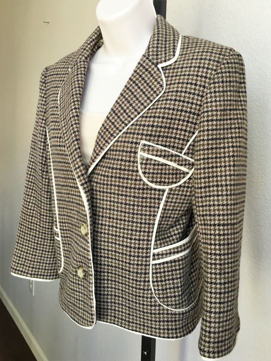 Juicy Couture Size Medium Wool Houndstooth Blazer - CLEARANCE