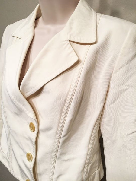 MaxMara Medium Vintage Cropped Ivory Blazer