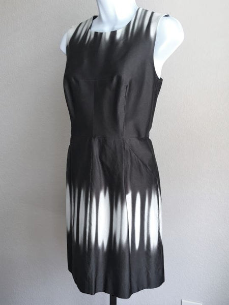 Milly Size 4 Dark Gray Dress with White Ombre Stripes