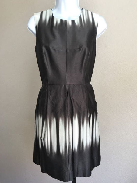 Milly Size 4 Dark Gray Dress with White Ombre Stripes