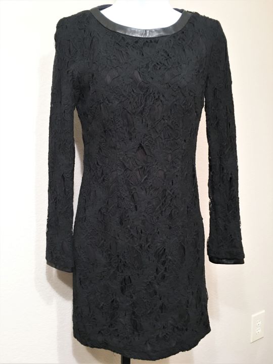 Rag & Bone Size 2 Sheila Black Lace Open Back Dress FABULUX Rag & Bone Size 2 Sheila Black Lace Open Back Dress FABULUX
