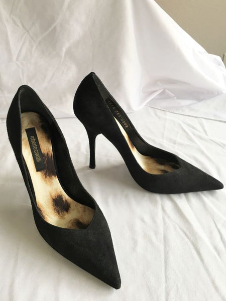 Roberto Cavalli Authentic Size 6 Black Suede Pumps