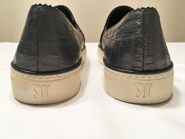 Stuart Weitzman Size 10.5 Nugget Black Leather Slip-ons