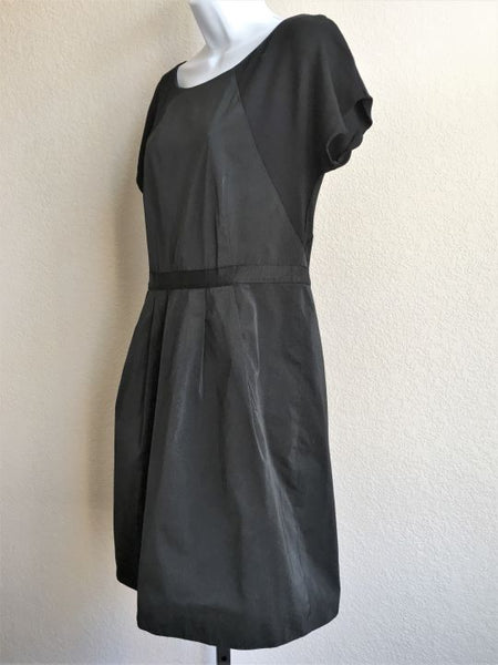 Theory Size 10 Black Two Tone Dress