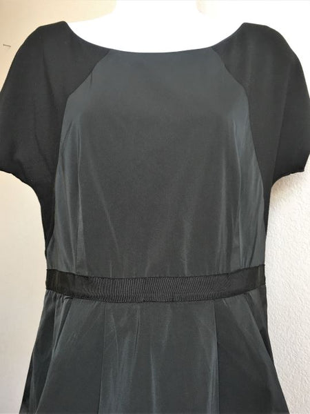 Theory Size 10 Black Two Tone Dress