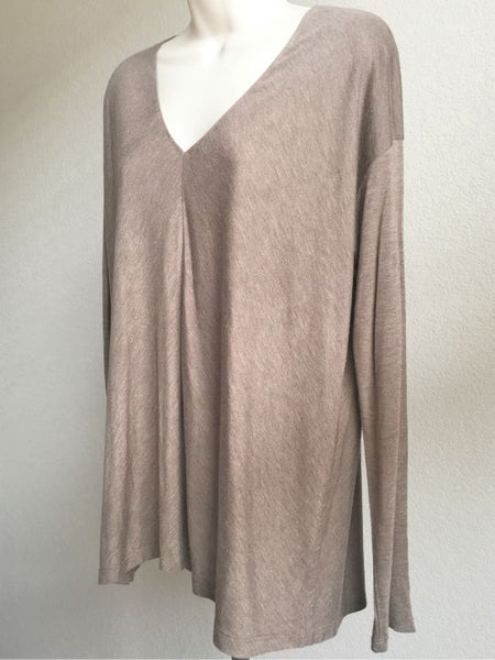 VINCE LARGE Tan Long Sleeve V-Neck Top