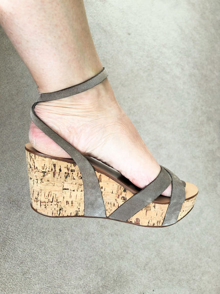 Roberto Del Carlo Size 5.5 - 6 Taupe Suede Sandals