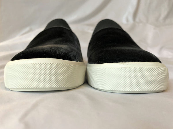 VINCE NEW Size 6.5 Corbin Black Velvet Sneakers