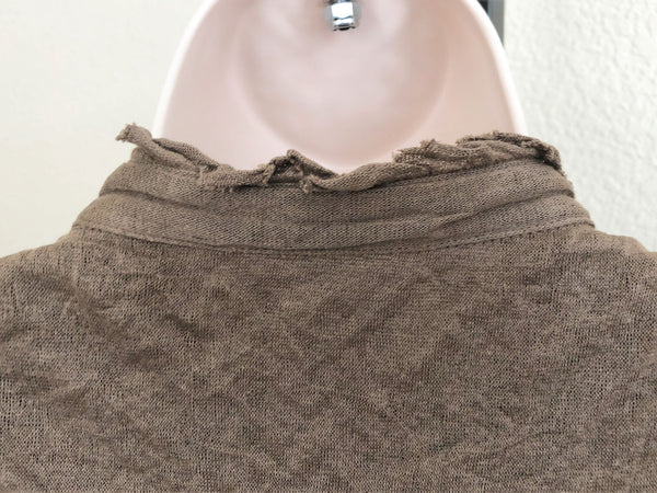 Tocca Size 6 Taupe Ruffle Front Shirt