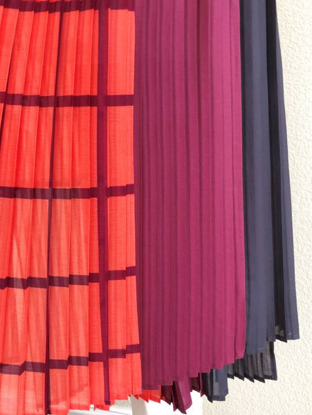 BCBGMaxazria LARGE Kyler Pleated Color Block Dress