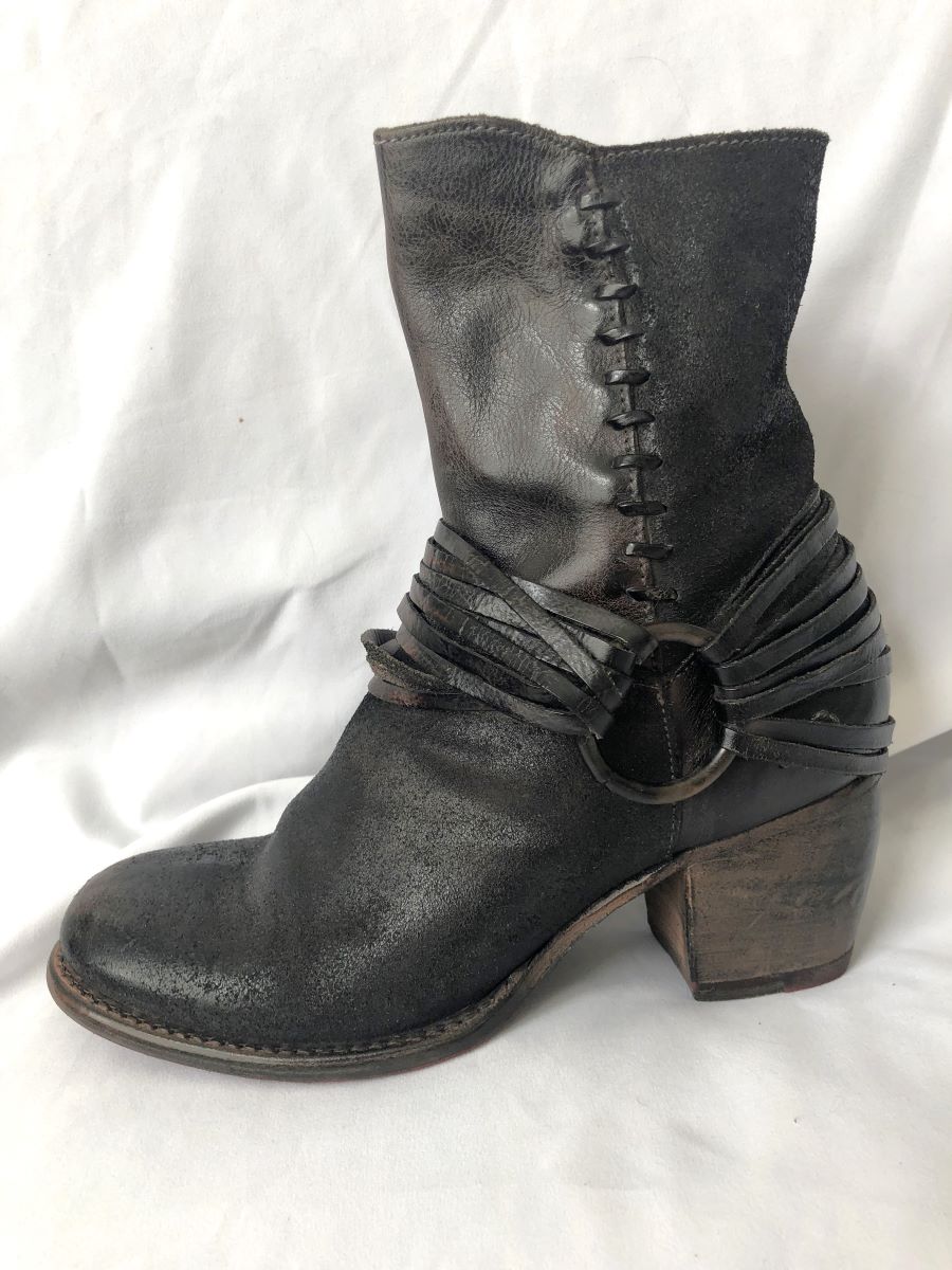 Bed Stu Rea Size 5.5 - 6 Brown Leather O-ring Bootie