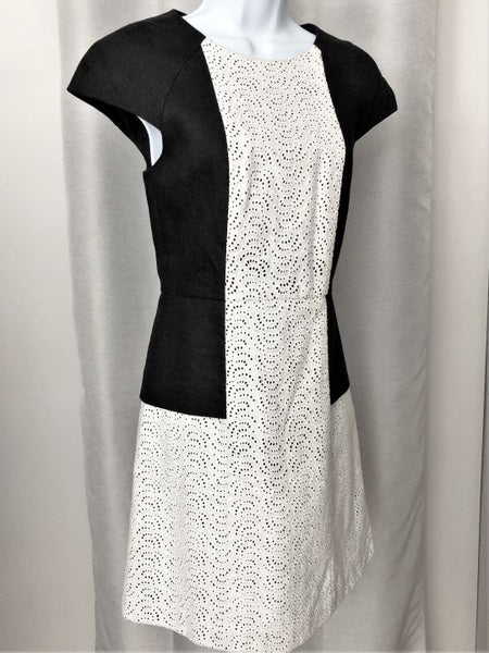 Tibi Size 6 Carey Black and White Lace Dress