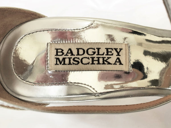 Badgley Mischka Size 7 Fierce Silver Leather Sandals