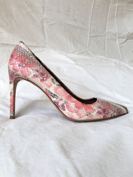 Donald Pliner Size 8 Phillo Pink Floral Pump