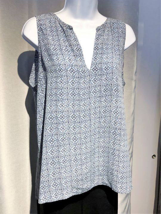 Joie LARGE Light Blue Sleeveless Silk Print Top