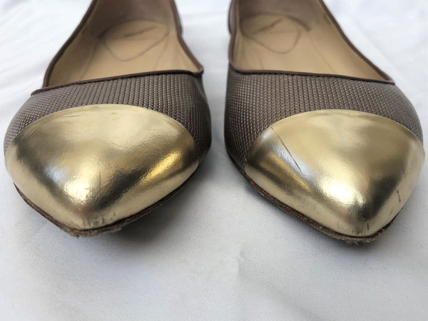 Brian Atwood Size 7 Gold Toe Flats