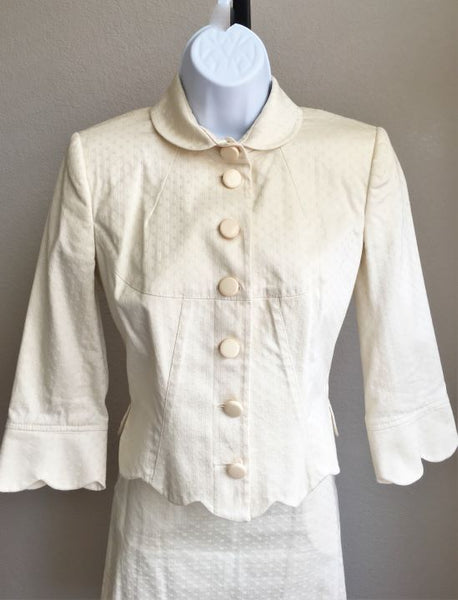 Gaetano Navarra Italian Designer Size 4 Ivory Skirt Suit