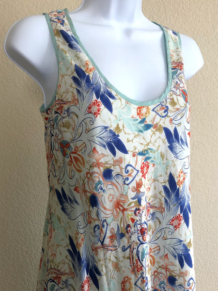 Sundance Size 4 White Silk Blue Floral Sleeveless