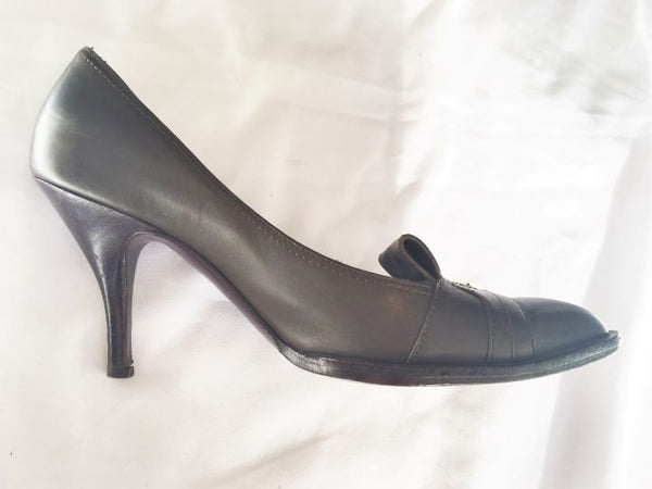 Salvatore Ferragamo Authentic Size 6 Olive Pumps - CLEARANCE