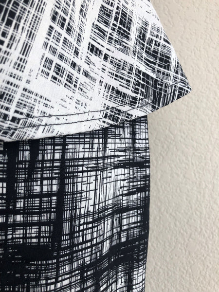 Nicole Miller Size 4 - NEW - Black and White Peplum Dress