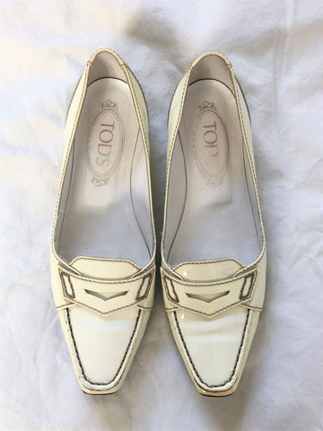 TOD'S Size 5 Ivory Patent Leather Loafers - $500 RETAIL