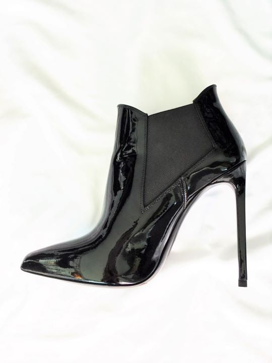 Saint Laurent Authentic Size 7.5 Chelsea Black Patent Leather Boots