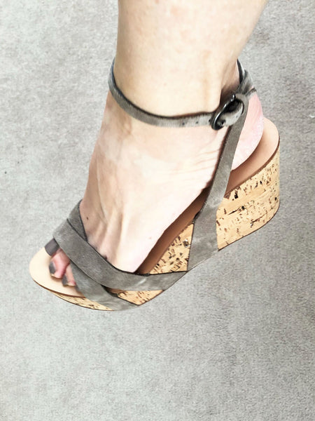 Roberto Del Carlo Size 5.5 - 6 Taupe Suede Sandals