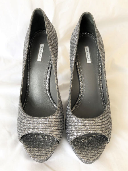 Vera Wang Size 9 Selima Silver Glitter Pumps