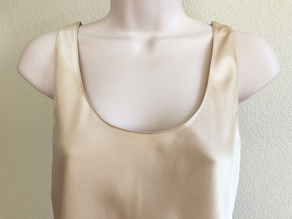 VINCE Size 2 Beige Satin Tank Top