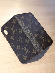 Louis Vuitton Monogram iPhone X/Xs Charm Case - Ann's Fabulous Closeouts