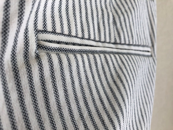 Theory Yanette Crop Pants Size 2 White Pinstripe