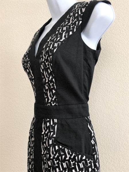 French Connection Size 2 Black and White Dress