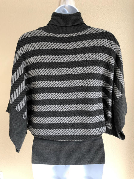 Trina Turk XS PETITE Gray Wool Striped Sweater