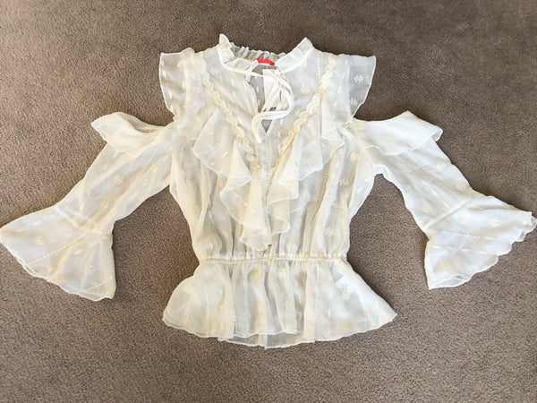 Chelsea & Violet MEDIUM Ivory Cold Shoulder Blouse