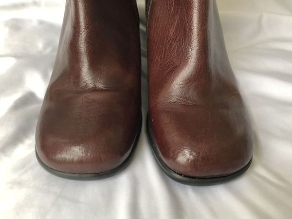 John Fluevog Size 7 Friends Rona Brown Boots