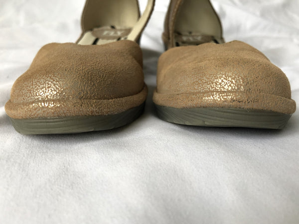 Fly London Size 6 Pats Gold Ankle Strap Sandals