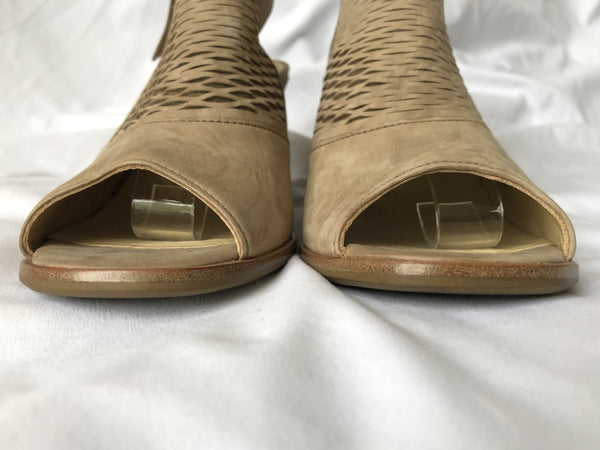 Paul Green Size 8 Cayanne Peep Toe Bootie